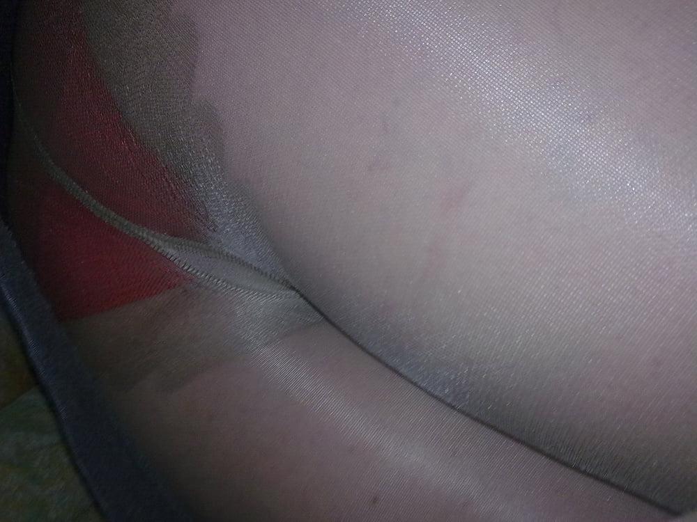 16P upskirt