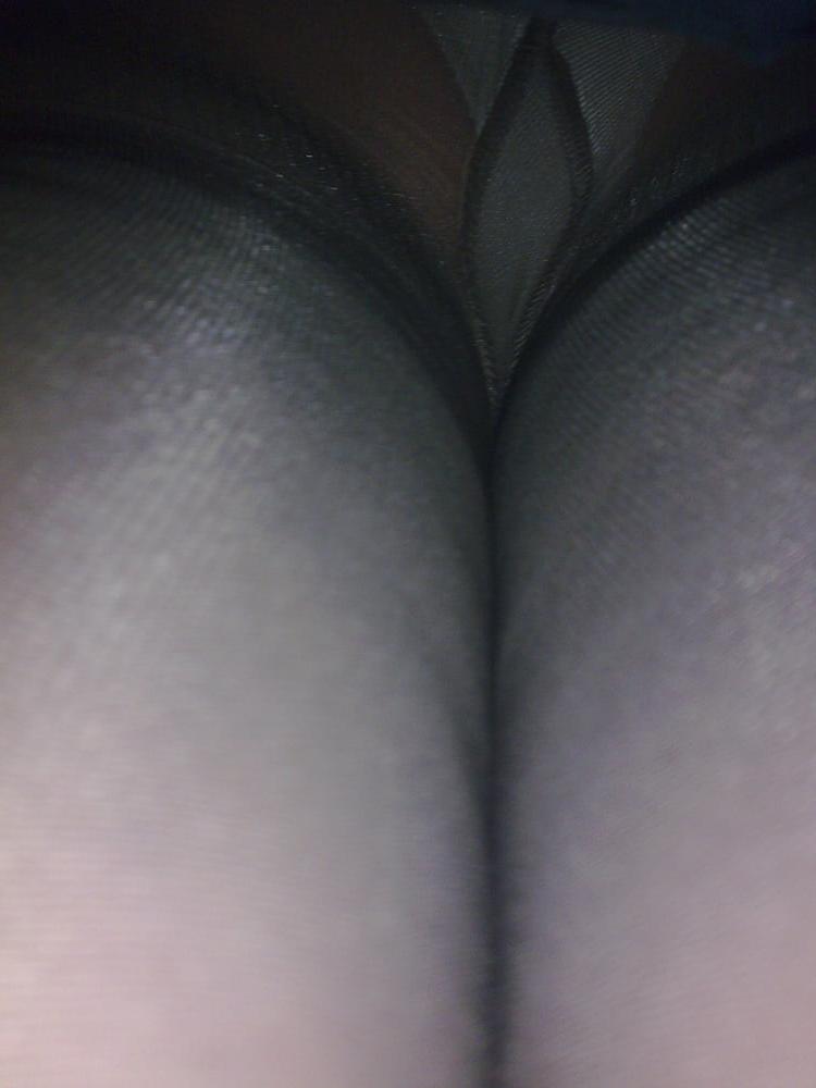 16P upskirt