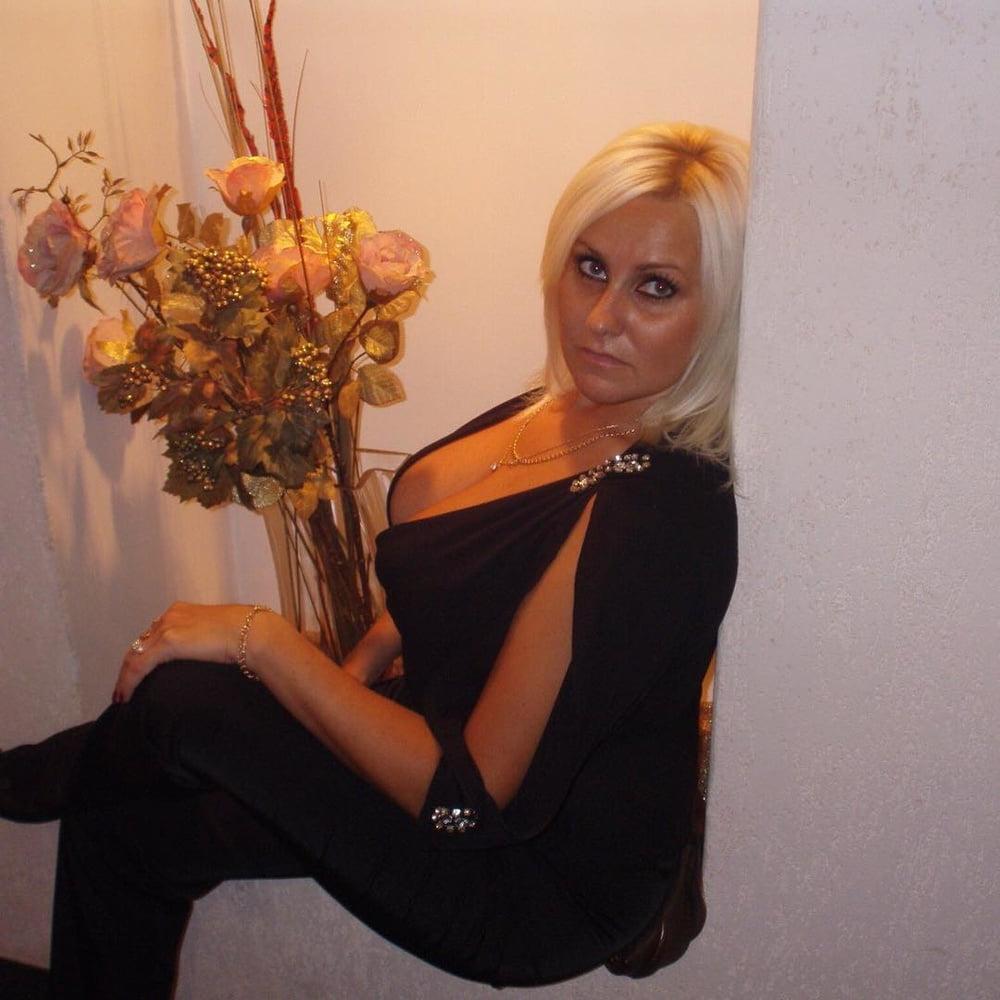 25P Vollbusige Russin 3705