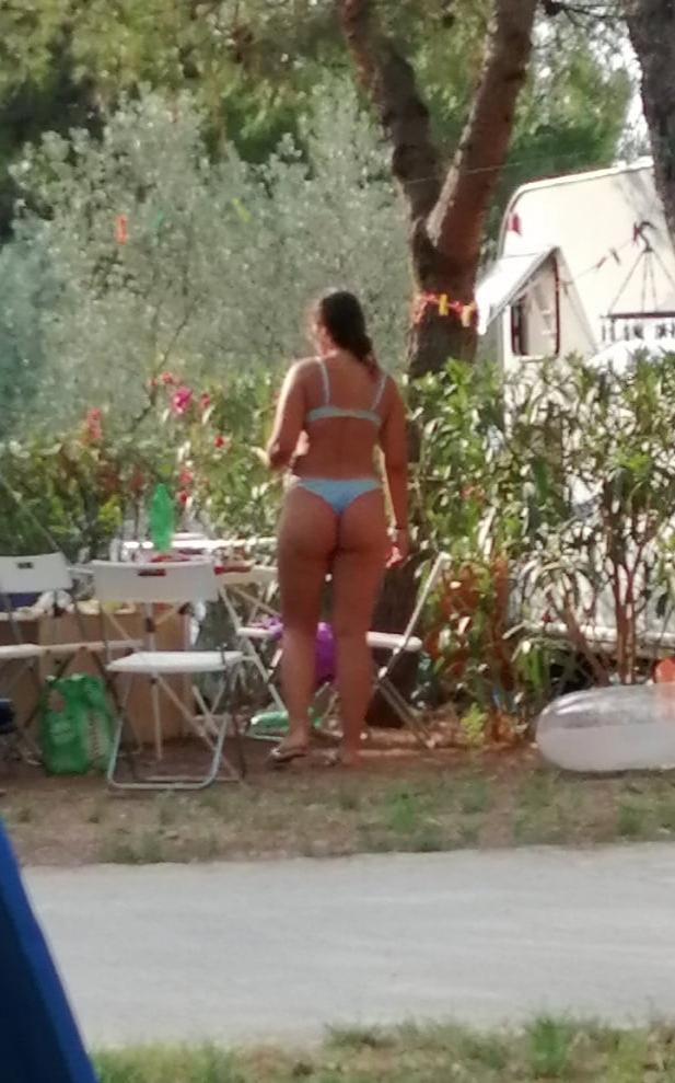 9P Croatia Voyeur
