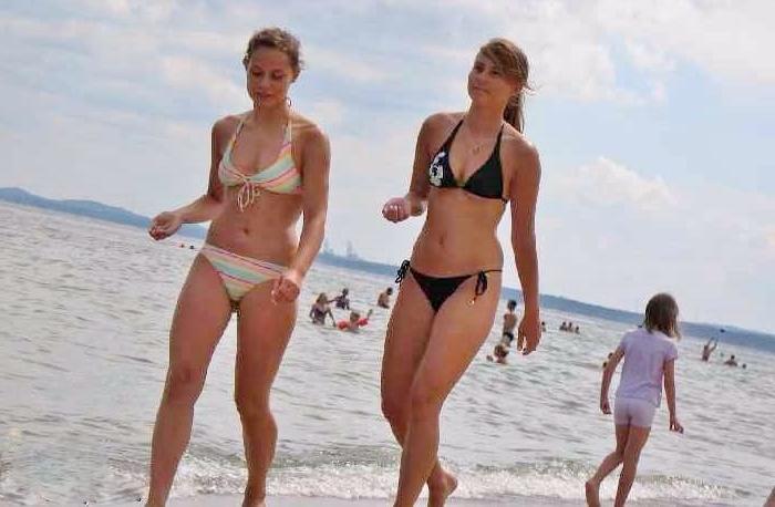 25P Thickasabricks Beach Vacation 11