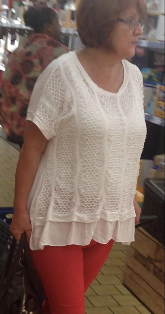 7P Supermarket Granny 8