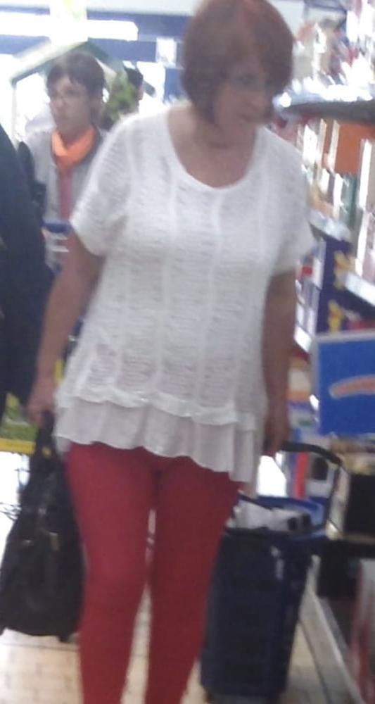 7P Supermarket Granny 8