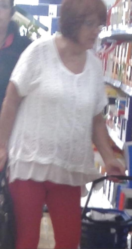 7P Supermarket Granny 8