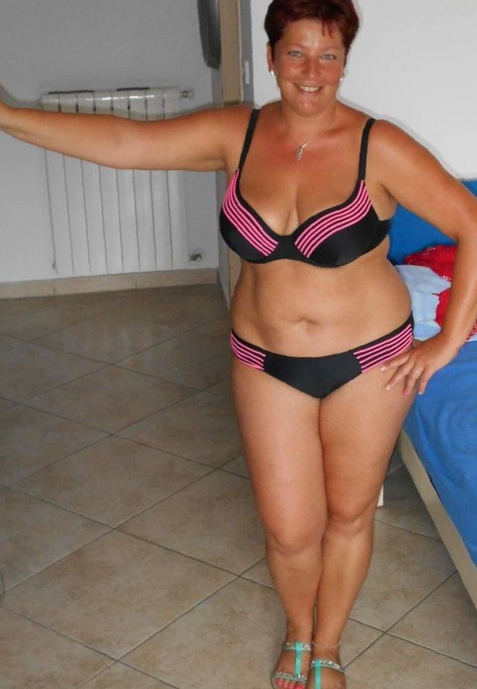 24P Bbw in swimsuits
