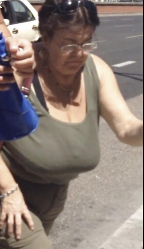 5P Big Titts Granny