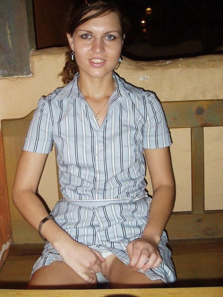 25P upskirt 09