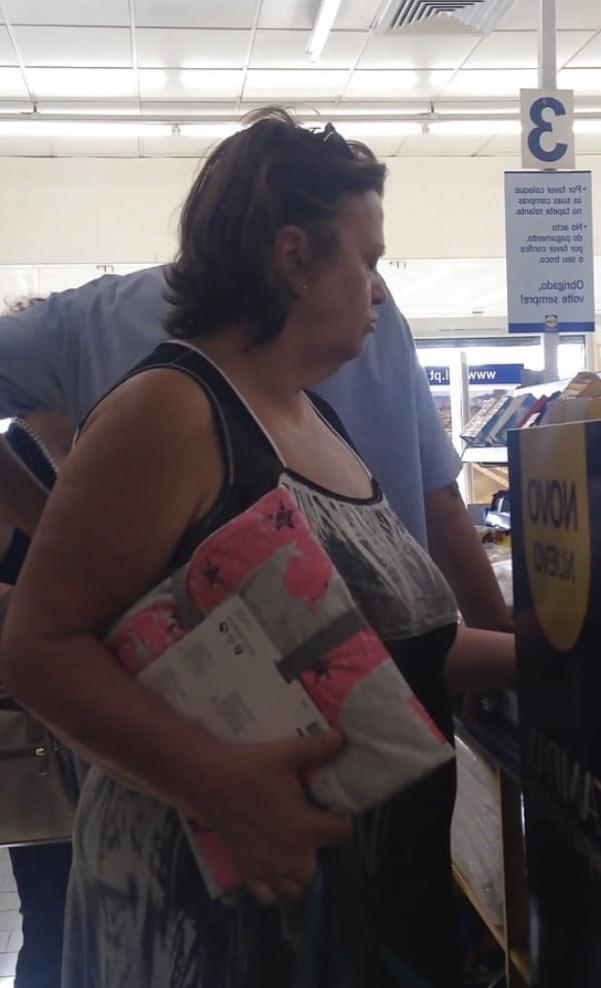22P Supermarket Granny 14