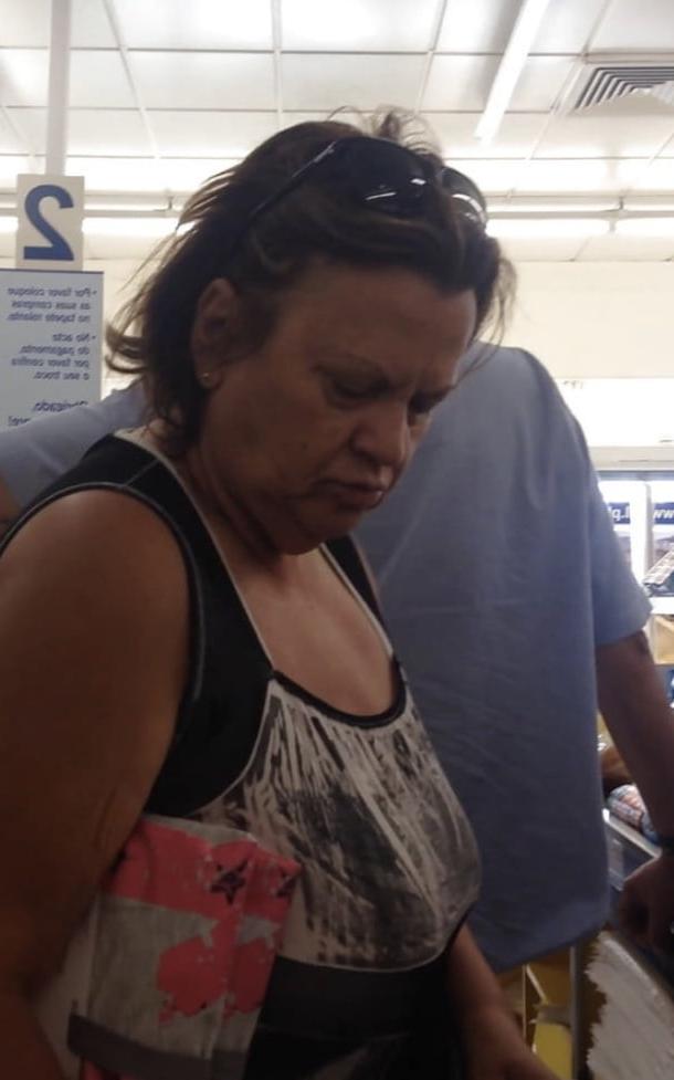22P Supermarket Granny 14