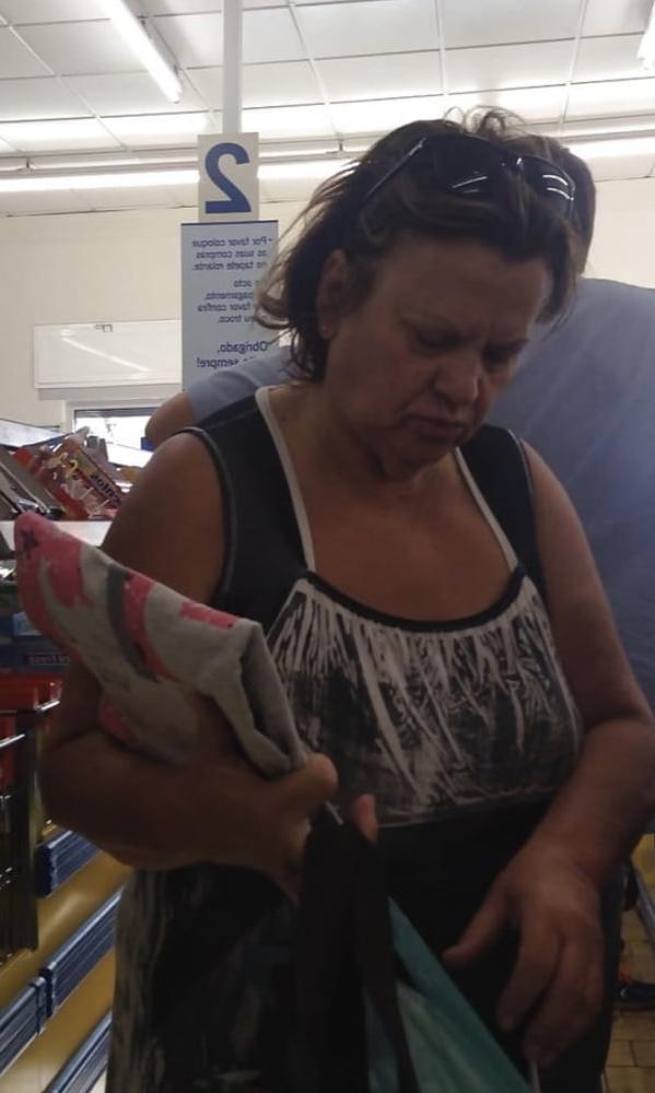 22P Supermarket Granny 14