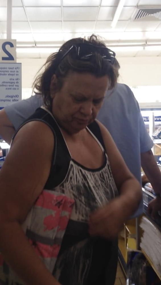 22P Supermarket Granny 14