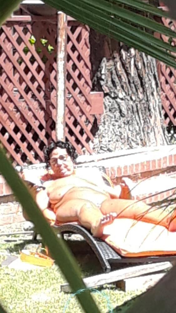10P Naked neighbor granny