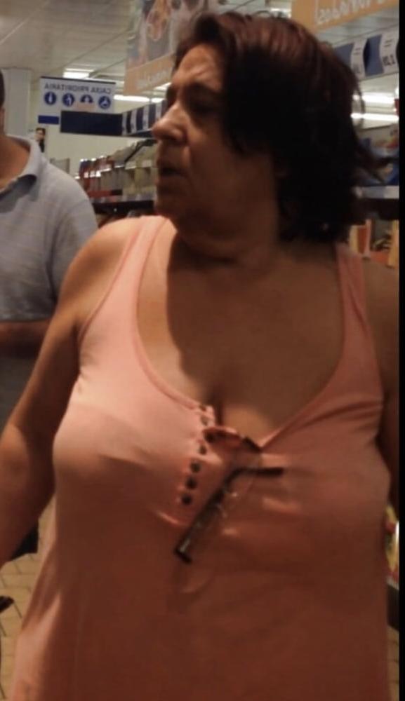 6P Supermarket Granny 4