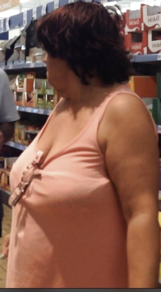 6P Supermarket Granny 4