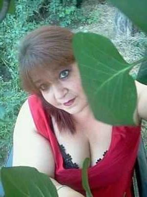 25P Mature Granny in mini dresses