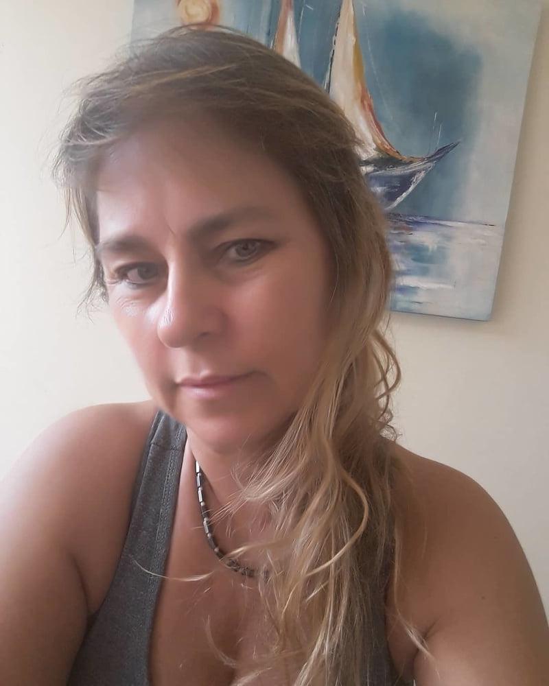 18P Amateur granny