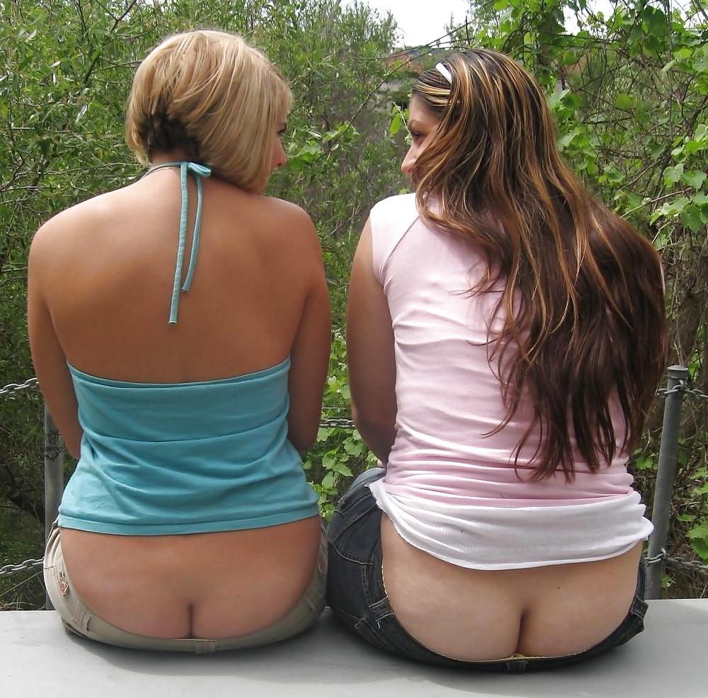 25P Beautiful Upskirt Babes 3 by Voyeur TROC