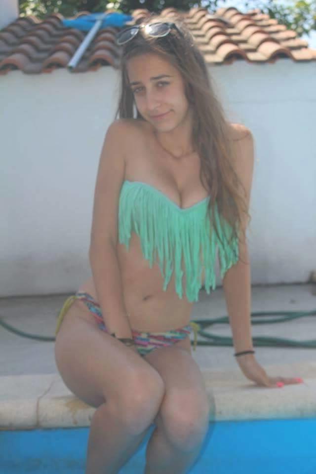 14P Tuga Young non nude
