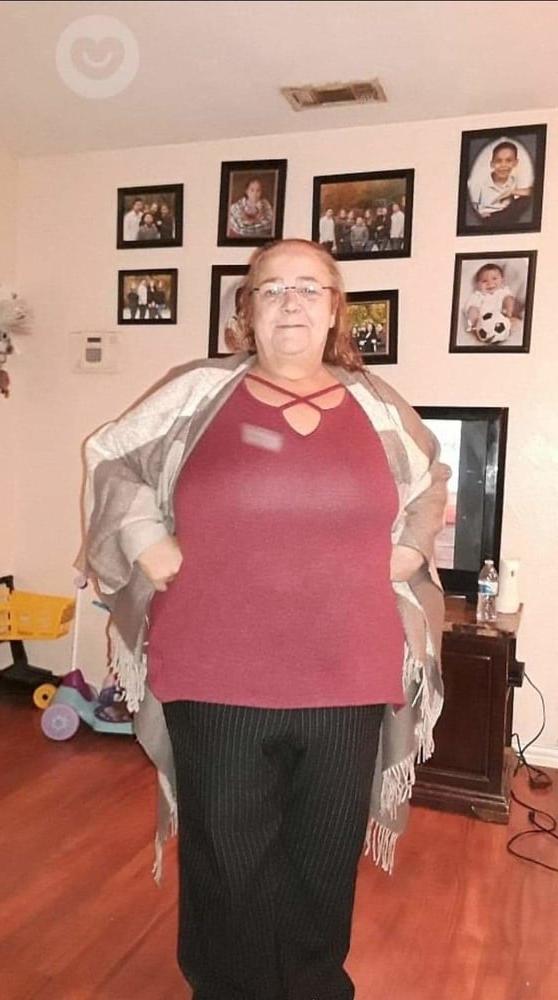 25P Beautiful sexy Granny