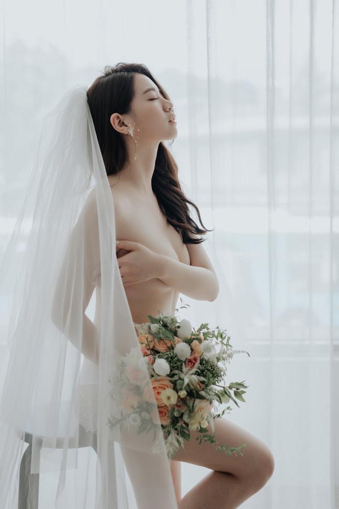 17P Bridal Boudoir #2