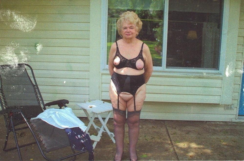 18P Very old granny whore is a meaty fuckdoll