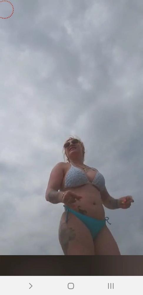 23P Bust sexy ass bikini live facebook romanian