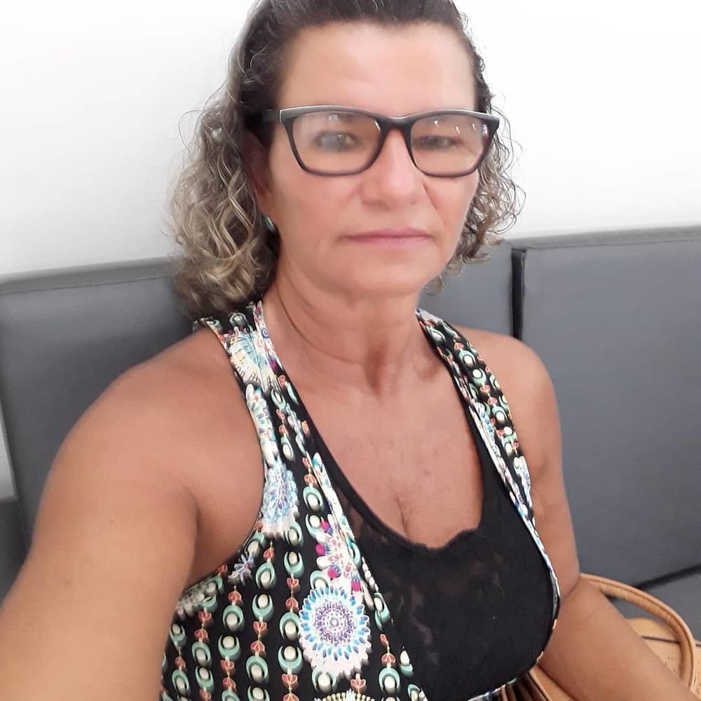 25P Amazing granny charm and sensuality