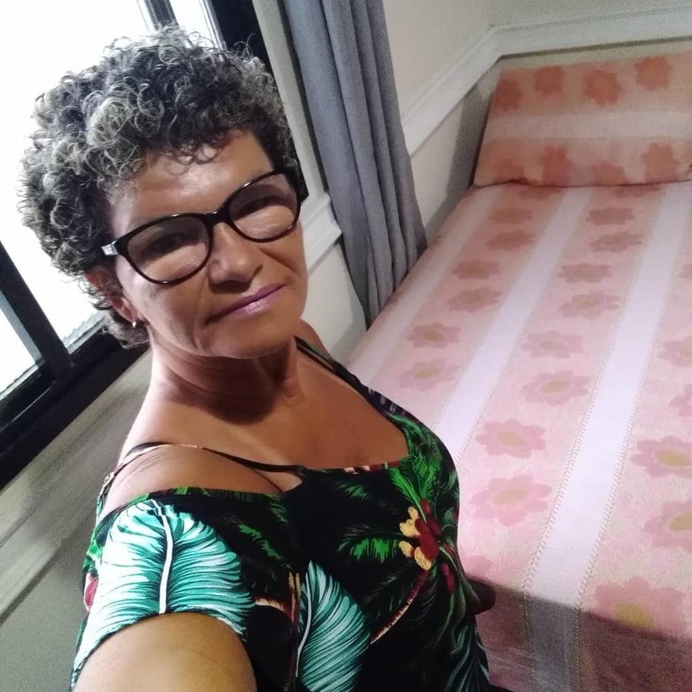 25P Amazing granny charm and sensuality