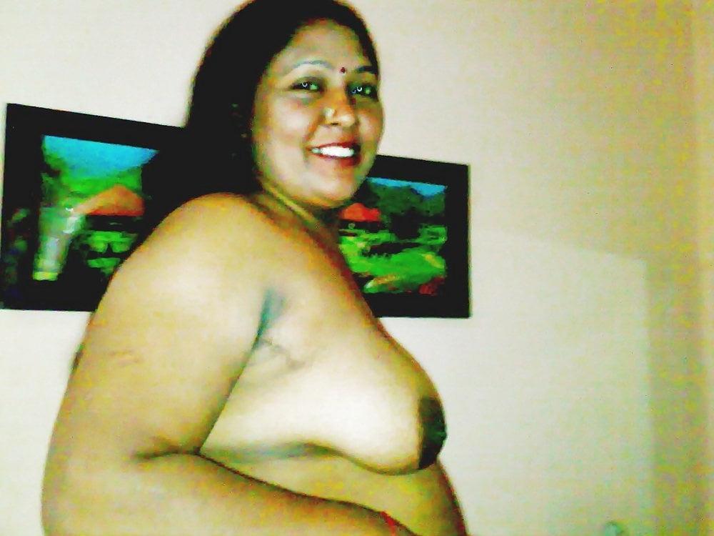 25P Indian Granny