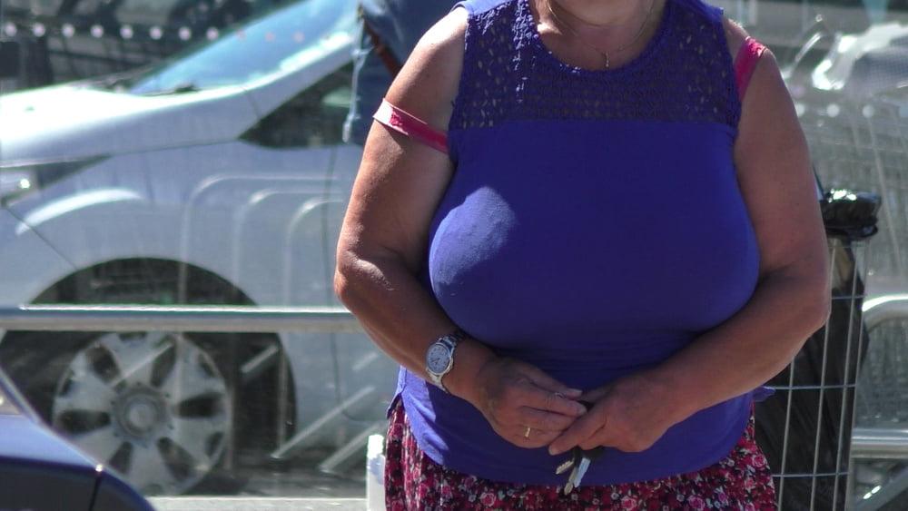 13P granny huge tits