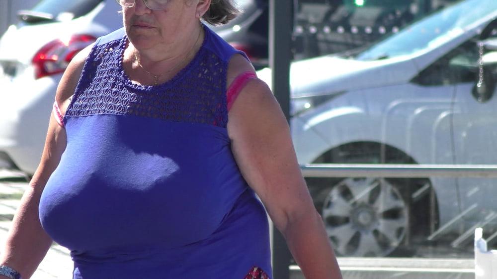 13P granny huge tits