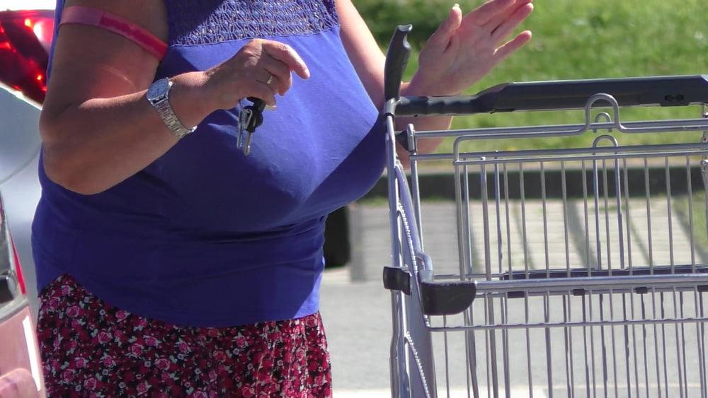 13P granny huge tits