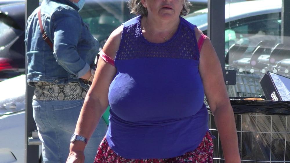 13P granny huge tits