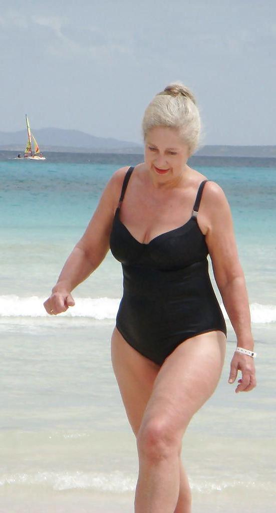 20P Mature-BBW-Ladies 147