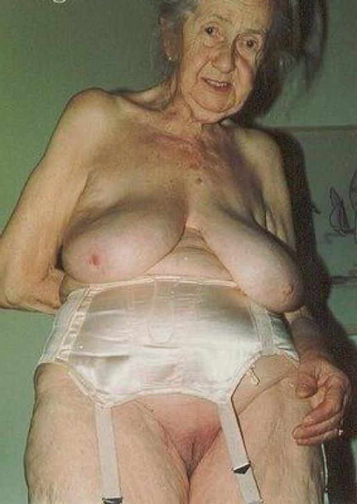 25P More Very Old Granny Meat