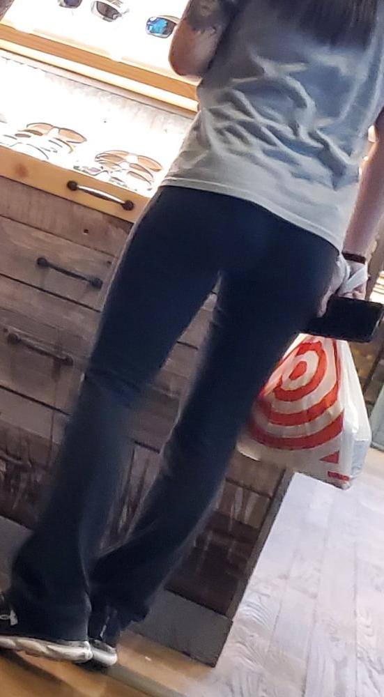 16P Voyeur Butts 3