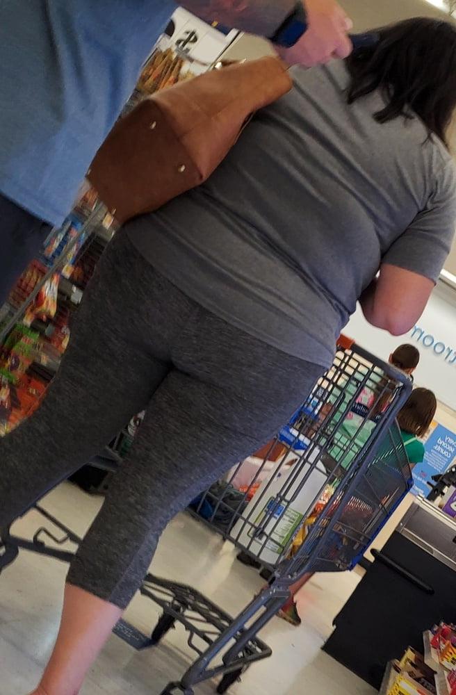 16P Voyeur Butts 3