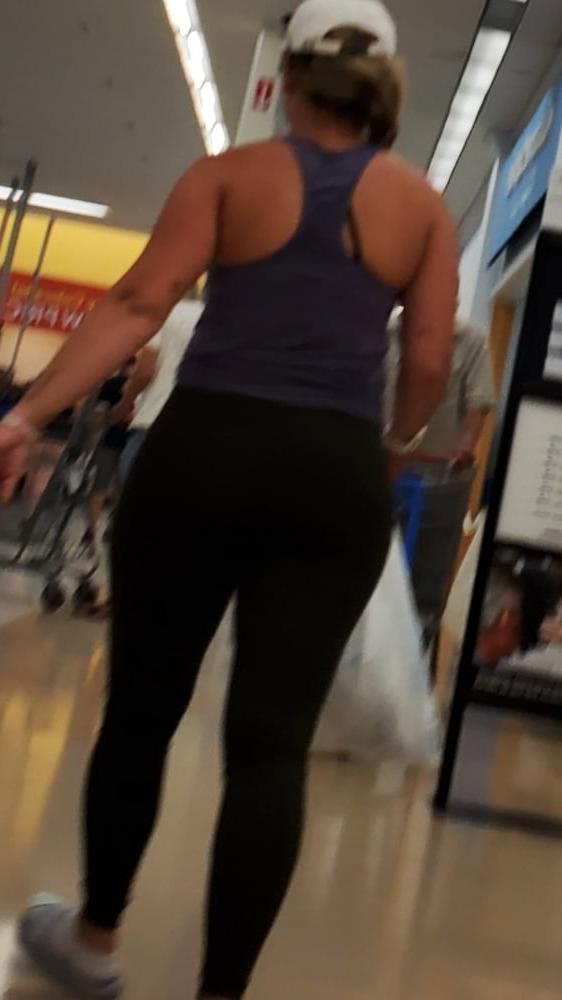 16P Voyeur Butts 3