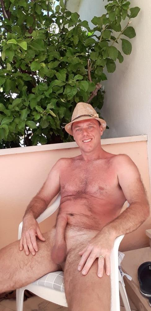 9P Amateur selfies from vacation
