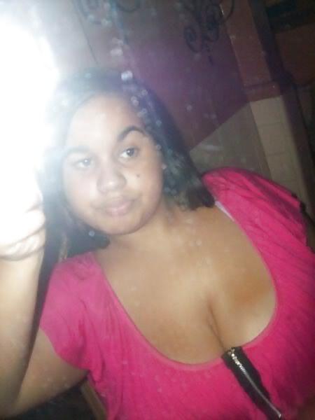 25P Ebony Busty Internet Amateur Young Set 9