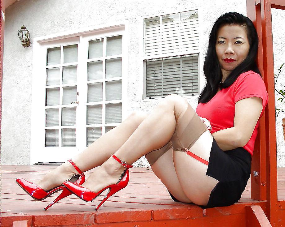 24P Sexy Asian wife in stockings & heels