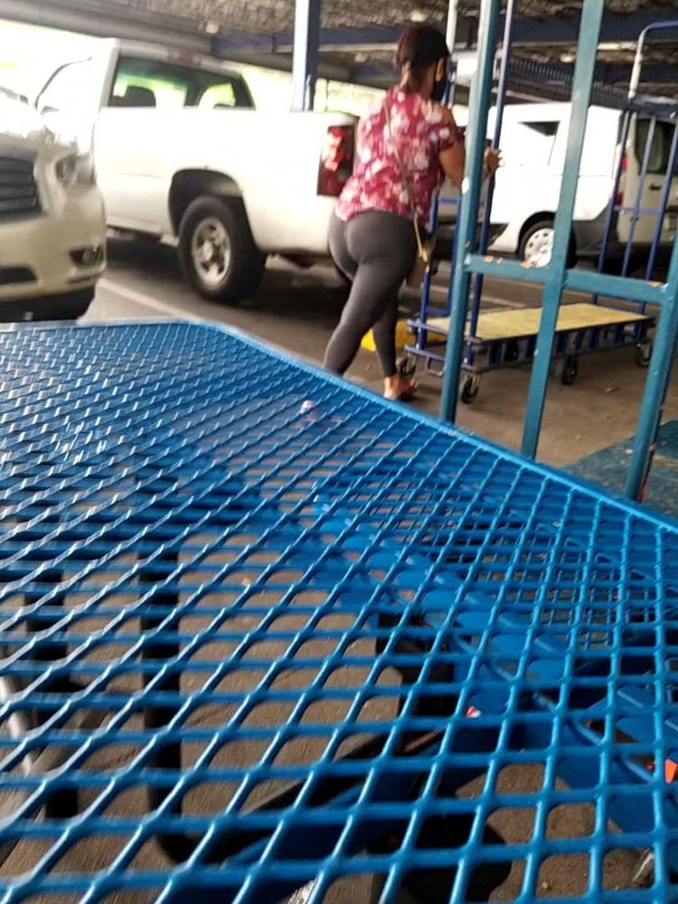 6P Mature mami fat jiggly butt