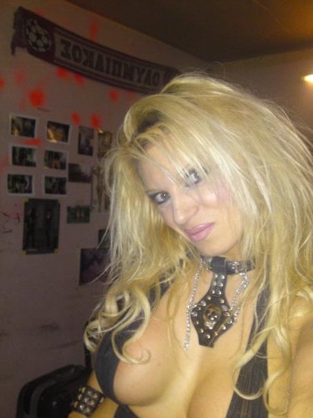 25P Greek milf stripper