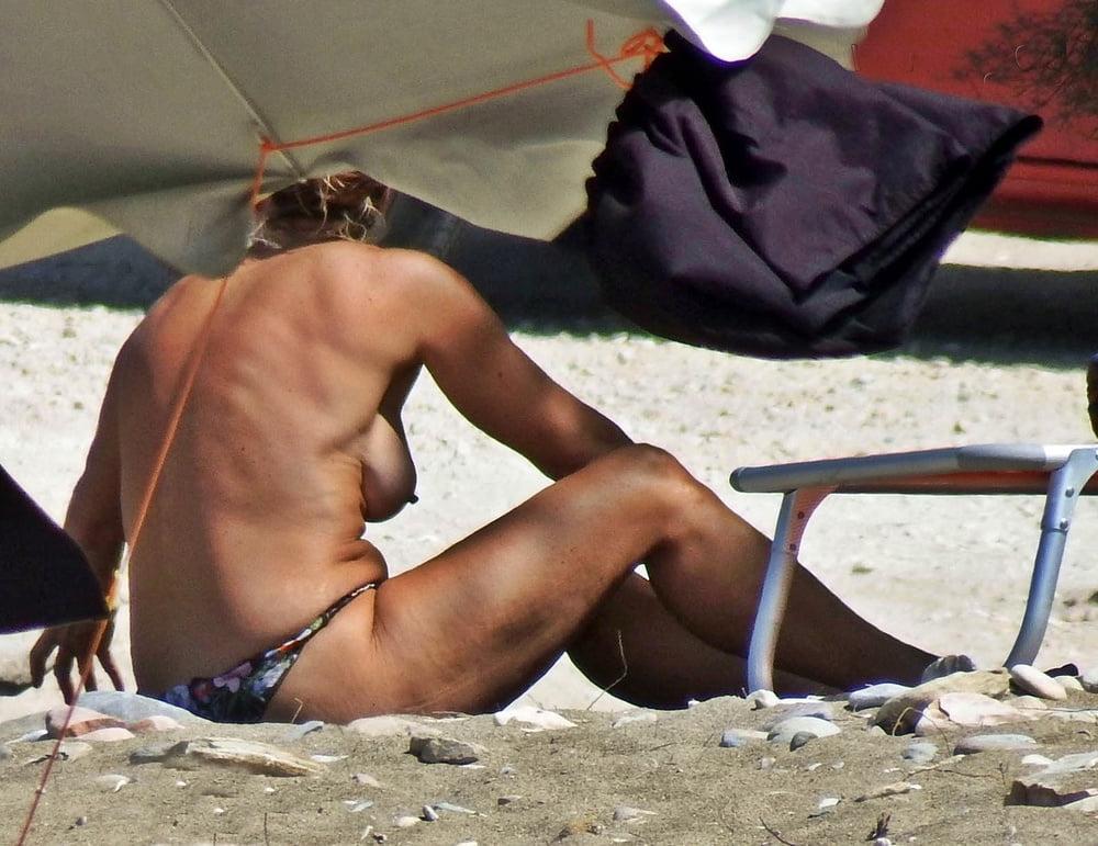 25P Beaches are Greek, People not Necessarily +1