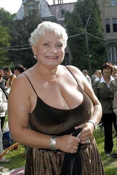 25P Webtastic Special: Granny Time Vol.1313