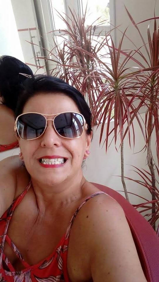 25P Granny selfies (hot mature to wank)