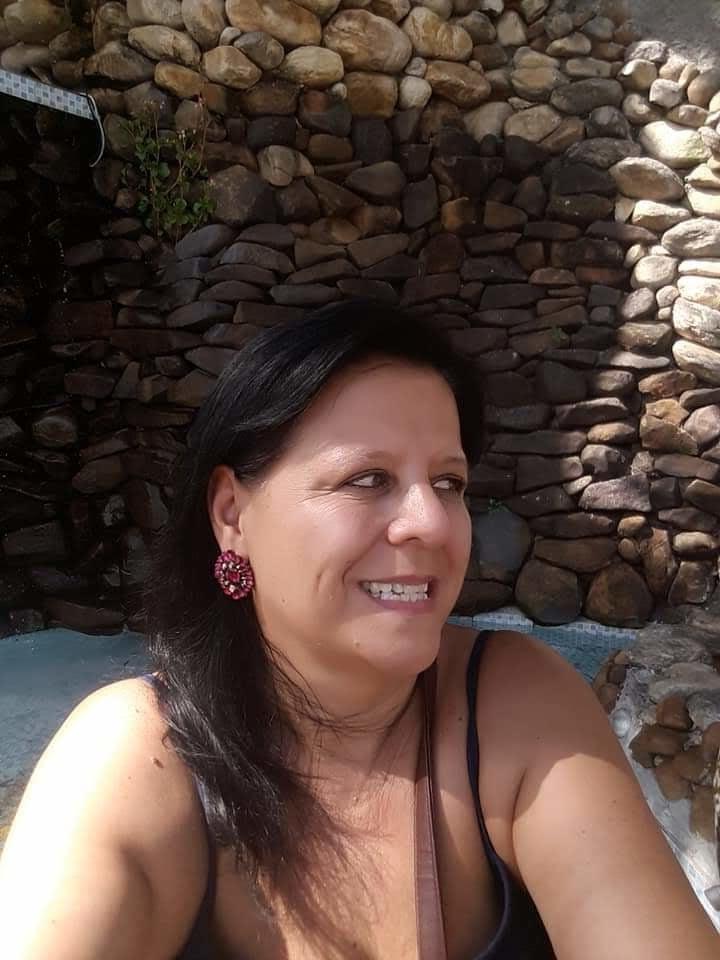 25P Granny selfies (hot mature to wank)