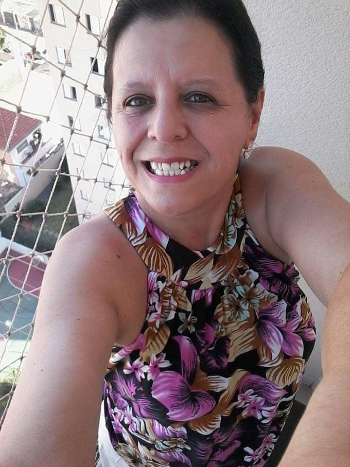 25P Granny selfies (hot mature to wank)