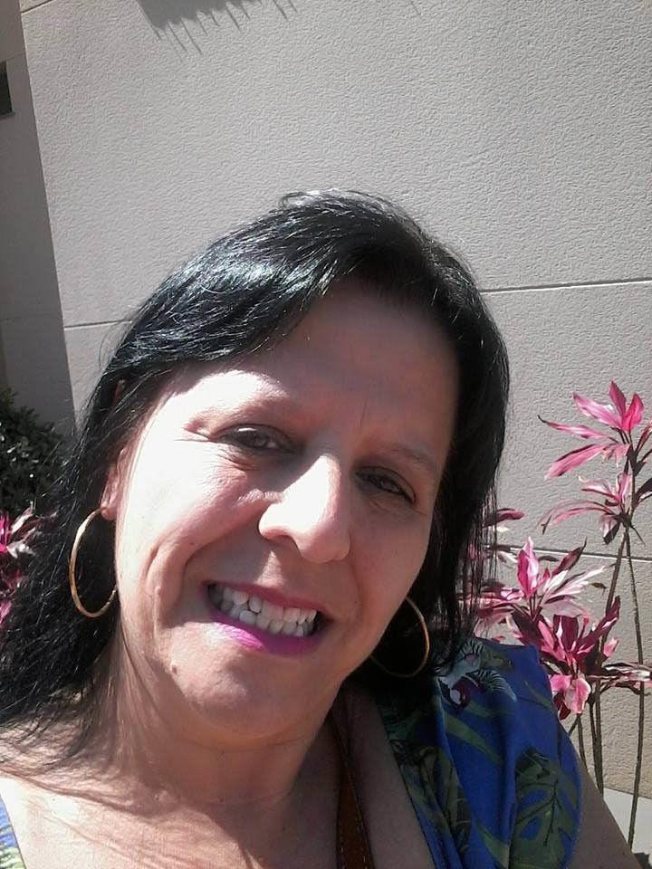 25P Granny selfies (hot mature to wank)