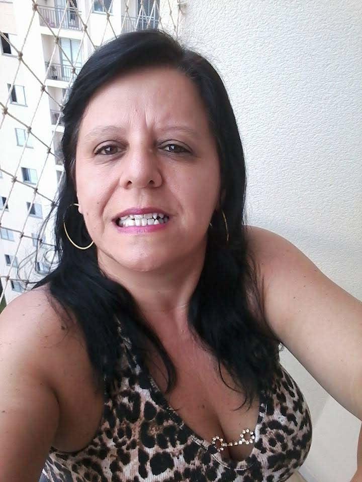 25P Granny selfies (hot mature to wank)